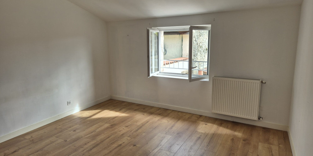 maison à SAUVETERRE DE GUYENNE (33540)